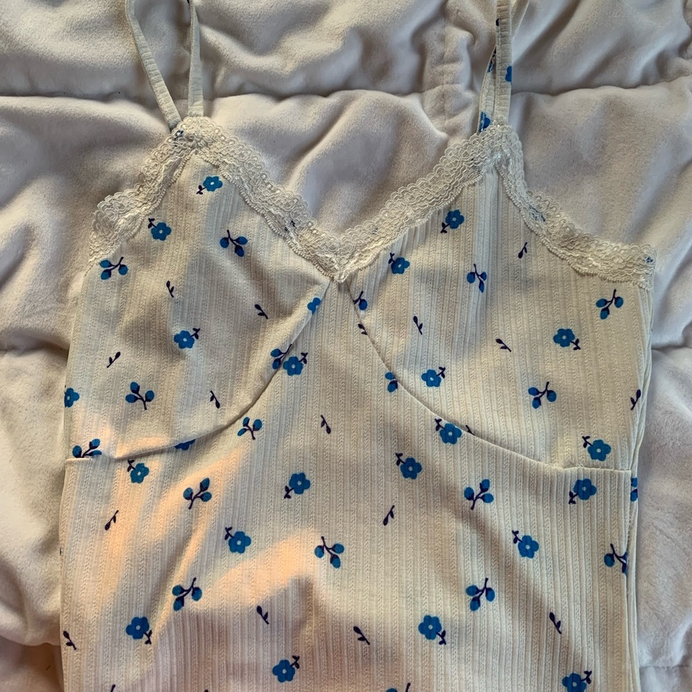 white lace trim cami with blue flowers